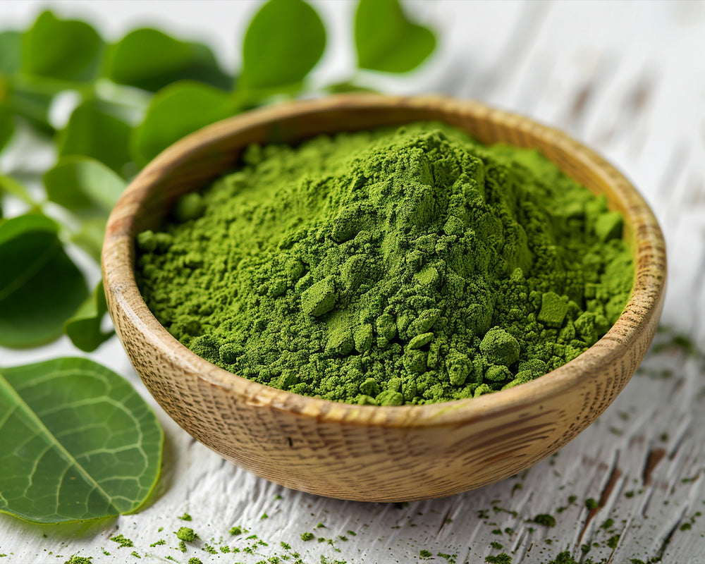 Odkud pochází kratom? Cesta od listu až k finálnímu produktu